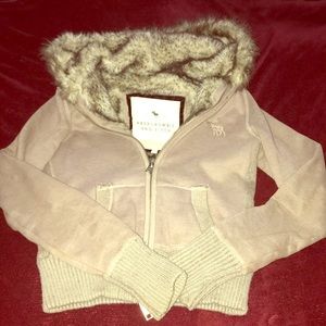 Abercrombie & Fitch Cozy Sweater.  Sz M.